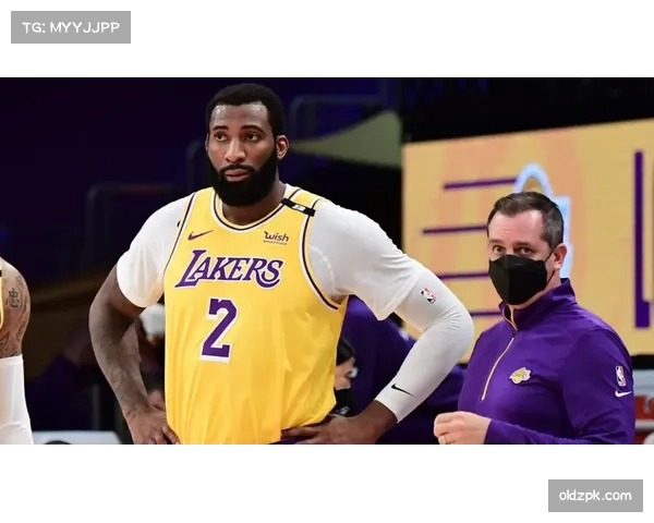 卡佩拉与申京内线搭档 71分钟净效率值+3.5